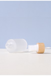 bamboo spray bottle 09